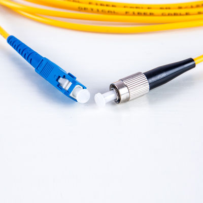 Cabo de fibra ótica Singlemode do SC FTTH de FC para redes de telecomunicação